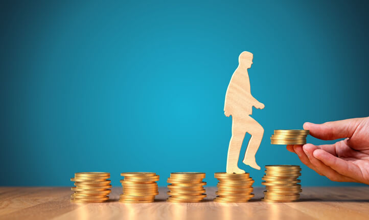 UK wage growth & inflation slow