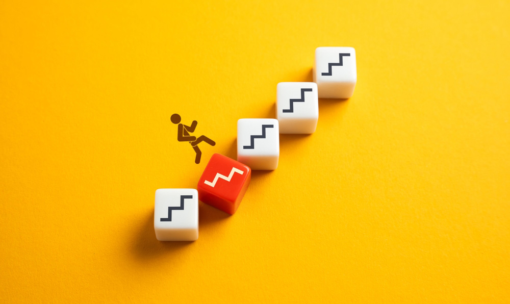 Cautious Approach to Sterling Outlook, with Upcoming Growth Figures on Friday