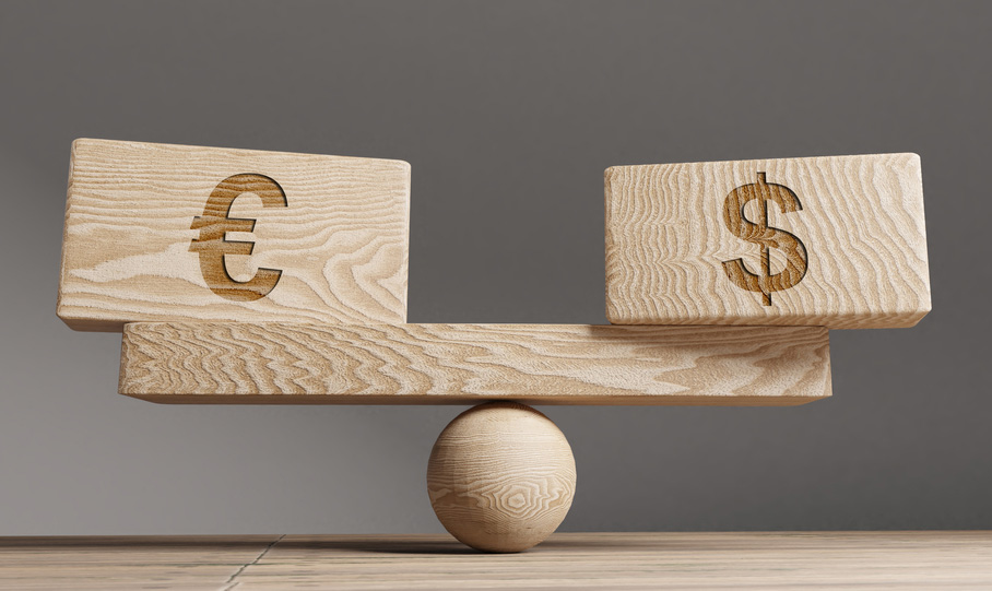 Euro vs US Dollar See-Saw in Play on the Markets