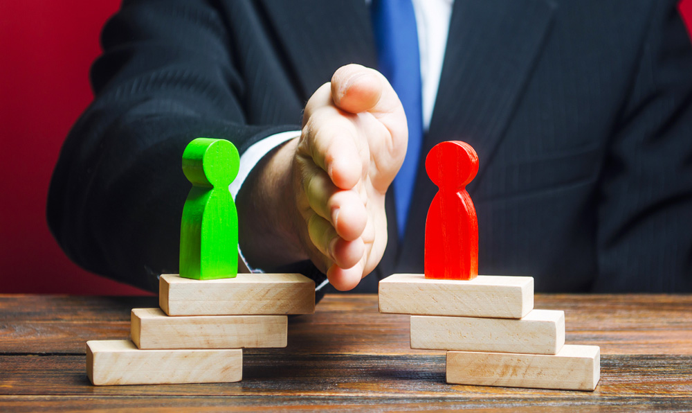 Ceasefire Lowers Oil Prices and Supports the Pound